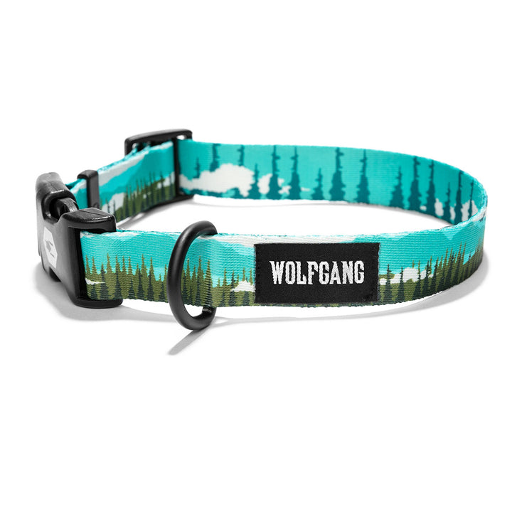 Wolfgang Premium Adjustable Dog Collar for Small Dog 5 8 inch x 8 12 inch GreatEscape Print Nylon Buckles Made in USA